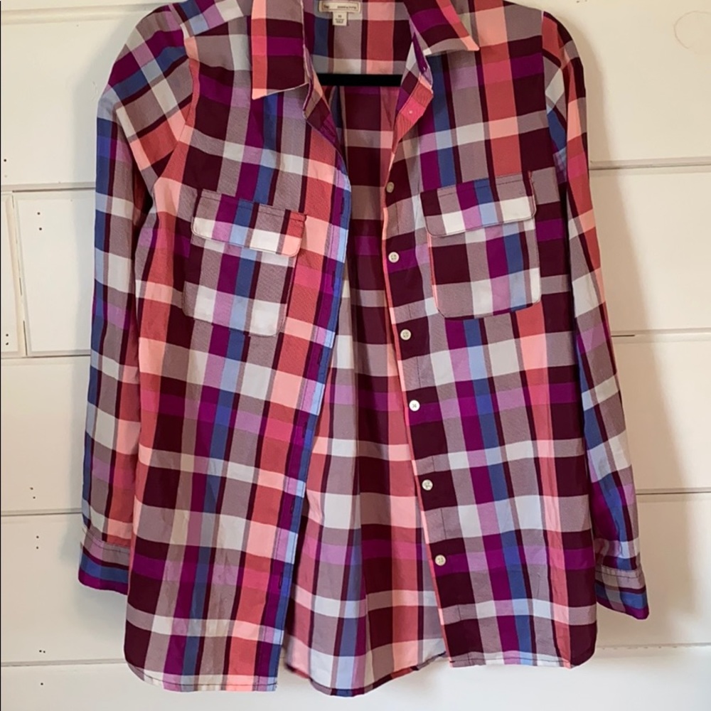 GAP Silky Button Down Plaid Blouse